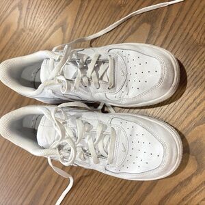 Youth Nike Air Force 1 Sneakers